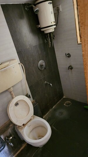 Furnished Amenities in 3 BHK Apartment at Runwal Garden City, Balkum Pada – for Rent