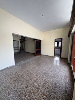 3 BHK + Pooja Room Independent House For Rent in Sector 8