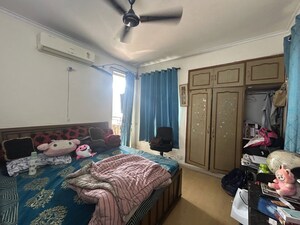 Bedroom in 3 BHK Apartment at Orchid Petals, Sector 49 – for Sale