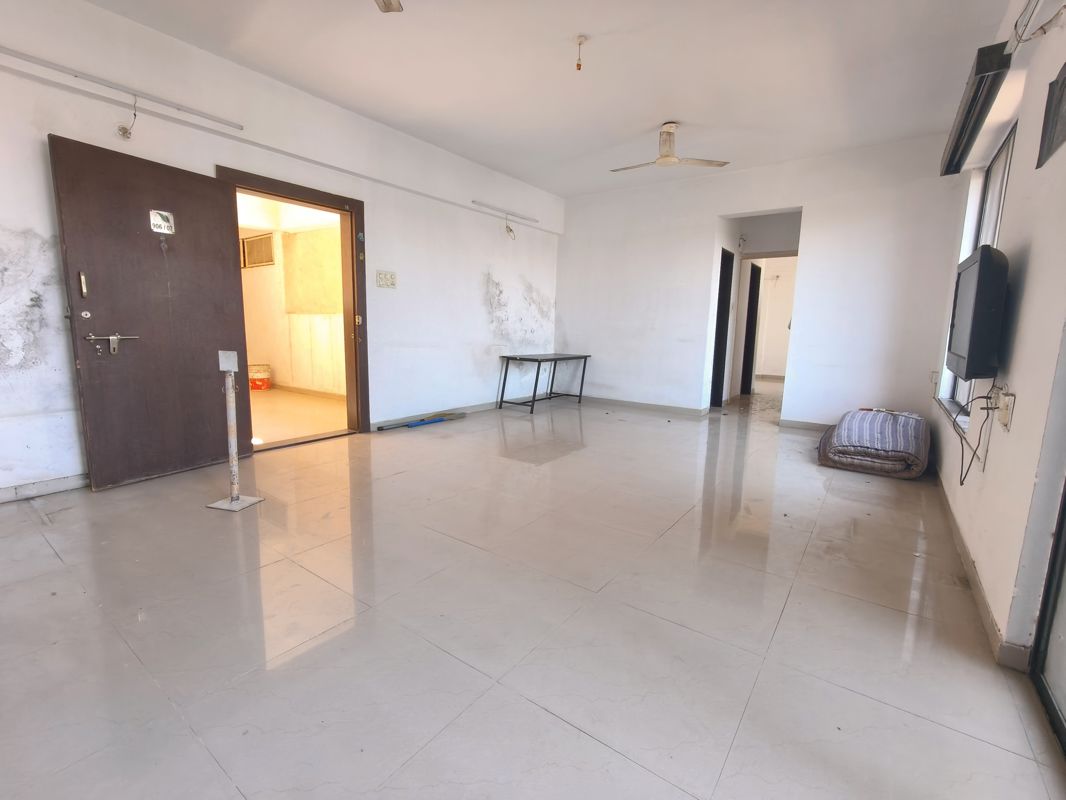 3 BHK Apartment For Rent in Kolte Patil Margosa Heights