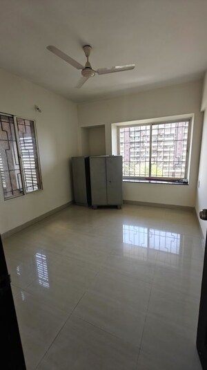 Room in 2 BHK Apartment at Royal Imperio, Pimple Saudagar – for Rent