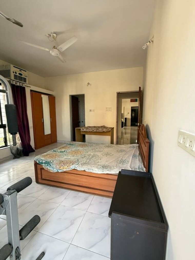 Study Room, ishwar-parmar-trade-centre 3 Bedroom 1500 Sq.Ft. Apartment In Agarkar Nagar Pune 10239770