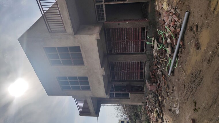 Living Room, ss-shri-ram-vatika 2 Bedroom 60 Sq.Yd. Independent House In Ram Vatika Colony Greater Noida 10239766