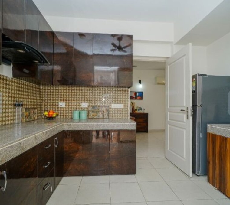 Kitchen, experion-the-heart-song 3.5 Bedroom 2003 Sq.Ft. Apartment In Sector 108 Gurgaon 10239788