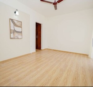 Room in 3.5 BHK Apartment at Experion The Heart Song, Sector 108 – for Sale