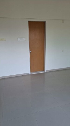 Room in 3.5 BHK Apartment at Gera GreensVille SkyVillas, Kharadi – for Rent