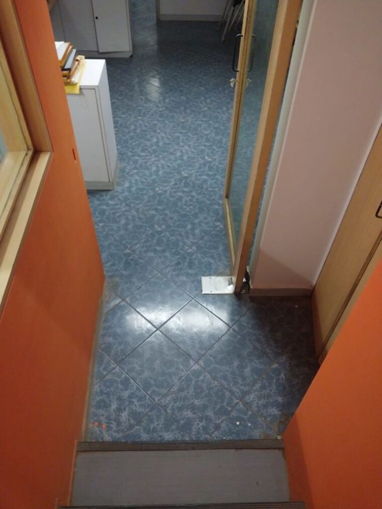 undefined, dadar west Commercial Office Space 2000 Sq.Ft. In Dadar West Mumbai 10133983