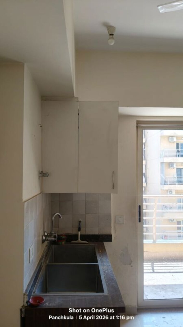 Bathroom, sector 20 3.5 Bedroom 1850 Sq.Ft. Builder Floor In Sector 20 Panchkula 10239837