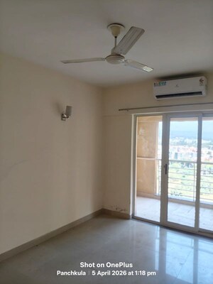 Room in 3.5 BHK Builder Floor at Sector 20 – for Sale