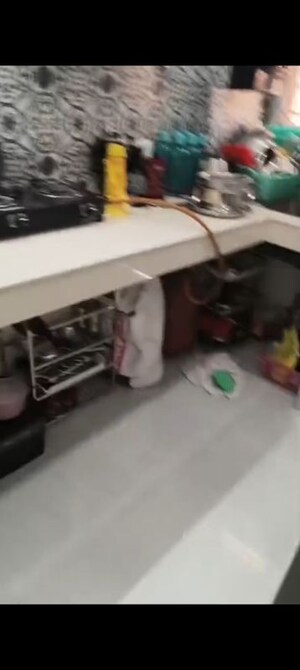 Parking in 1 BHK Apartment at Ansal Palam Triangle, Palam Vihar Extension – for Rent