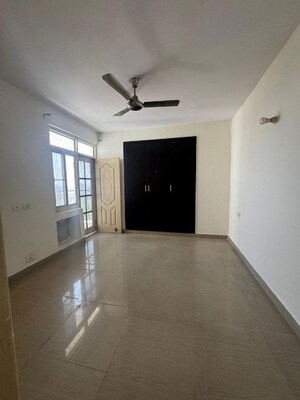 Room in 2 BHK Apartment at NK Sharma Savitry Greens 2, Ghazipur – for Rent
