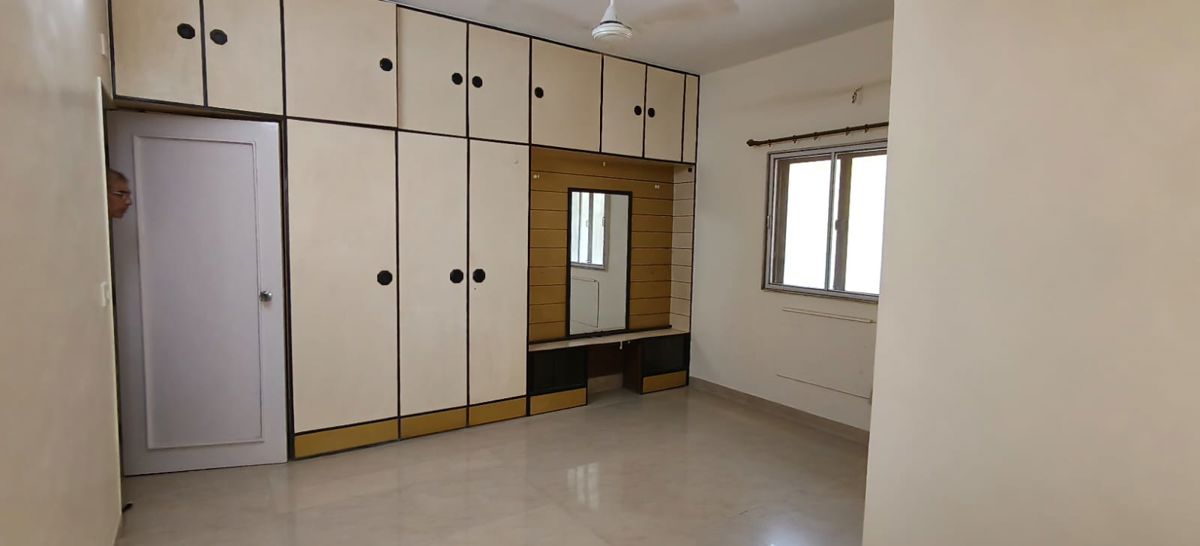 2 BHK + Pooja Room Apartment For Rent in MP Pandurangwadi Laxmi Niwas CHS