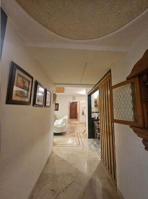 3 BHK Apartment For Rent in Arihant CHS Khar West, Khar West