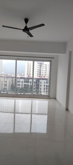 3 BHK + Pooja Room,Extra Room Apartment For Rent in Soham Crystal Spires