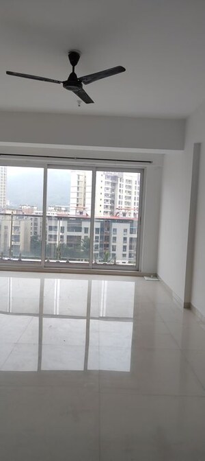 3 BHK Apartment For Rent in Soham Crystal Spires, Thane West