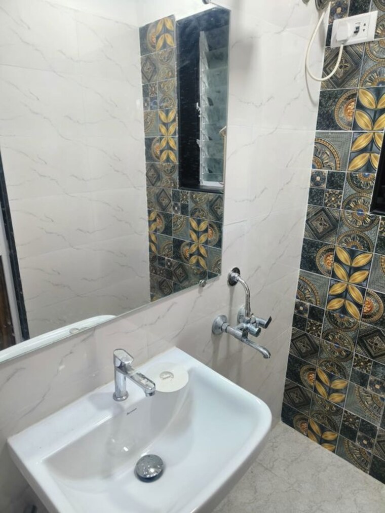 Bathroom, riddhi-garden 2 Bedroom 900 Sq.Ft. Apartment In Malad East Mumbai 10239947