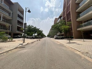 4 BHK Builder Floor For Sale in Adani Samsara Vilasa, Sector 63