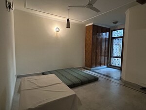 Bedroom in 3 BHK Builder Floor at Dlf Cyber City – for Sale