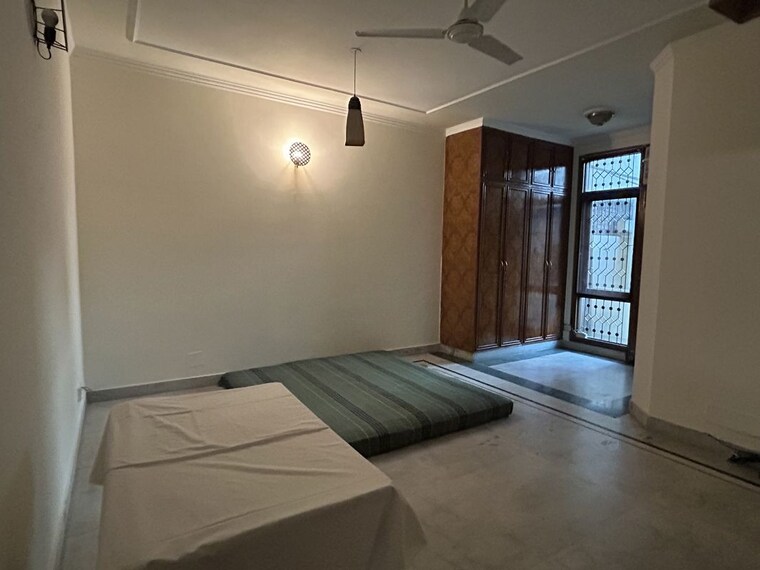 Bedroom, dlf cyber city 3 Bedroom 400 Sq.Yd. Builder Floor In Dlf Cyber City Gurgaon 10239955