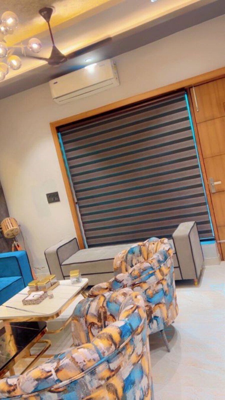 Team Area, sector 85 3 Bedroom 250 Sq.Yd. Builder Floor In Sector 85 Faridabad 10239985