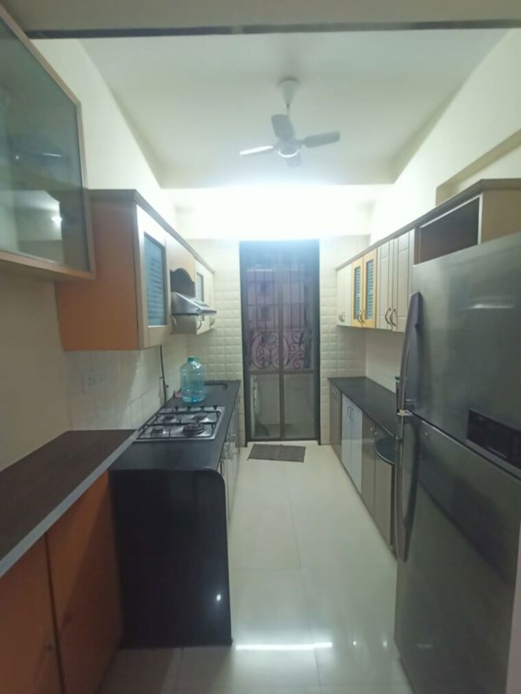 Kitchen, lake-home 2 Bedroom 930 Sq.Ft. Apartment In Powai Mumbai 10240025