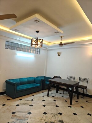 3 BHK Builder Floor For Rent in Malviya Nagar