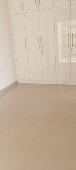 3 BHK 1575 Sq.Ft. Apartment in Amrapali Heartbeat City