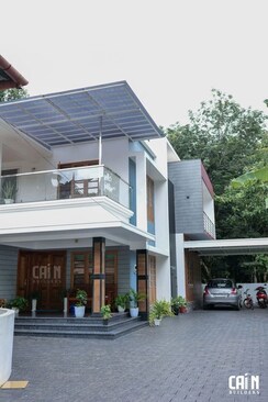 2.5 BHK + Pooja Room,Servant Room,Study Room,Basement Villa For Sale in Mysore Road