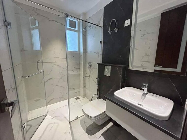 Master Bedroom, exotic-grandeur 4 Bedroom 2224 Sq.Ft. Apartment In Baltana Zirakpur 10240165