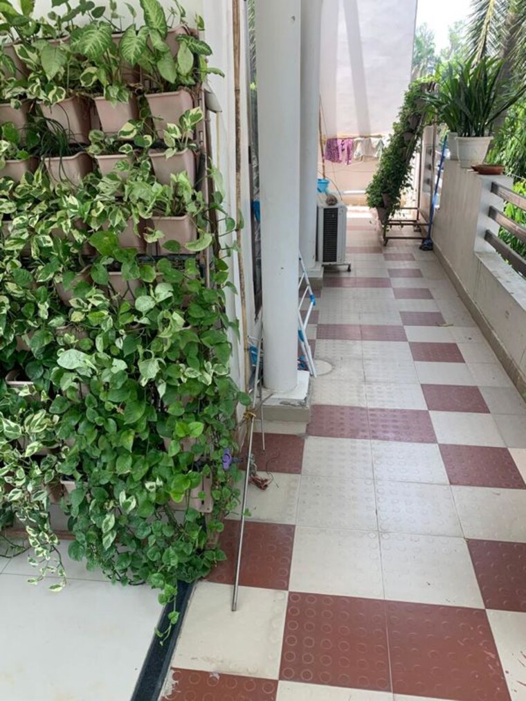 Balcony, gomti nagar 1 RK 500 Sq.Ft. Builder Floor In Gomti Nagar Lucknow 10240166