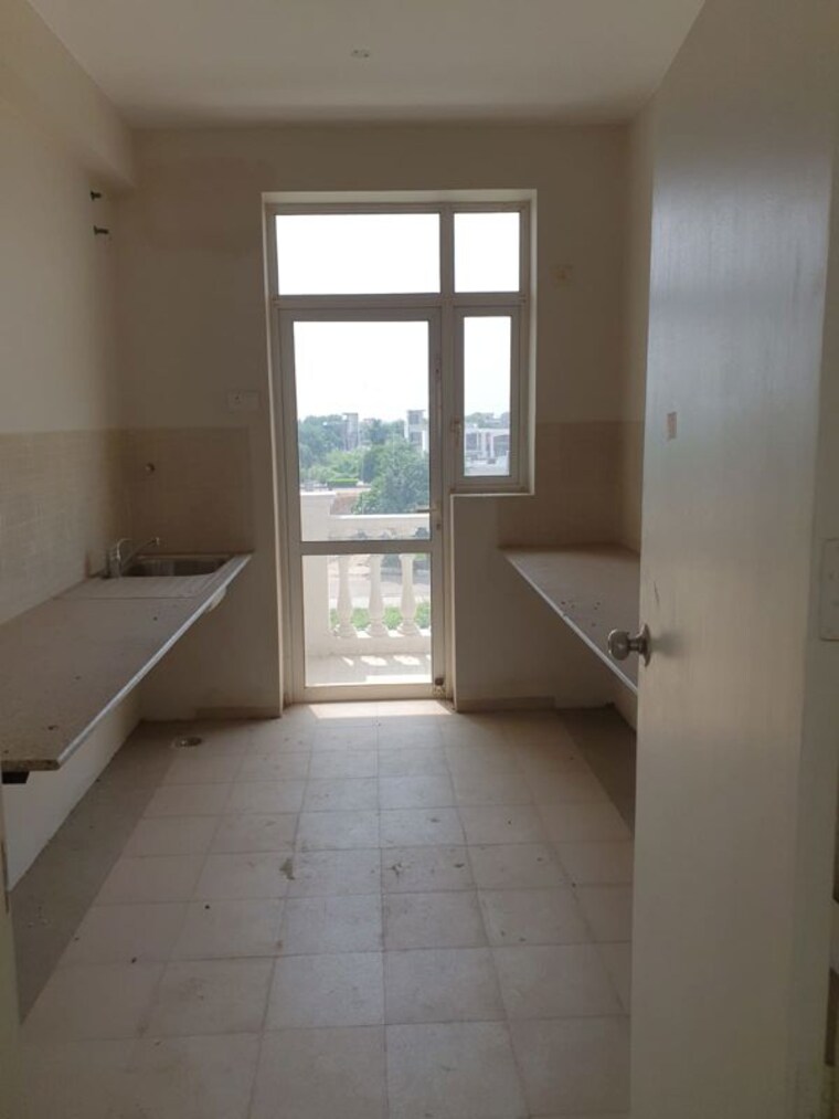 Kitchen, dlf-central-square 3 Bedroom 1880 Sq.Ft. Builder Floor In New Chandigarh Chandigarh 10240148