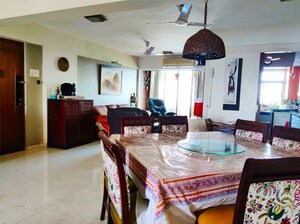 Bedroom in 2 BHK Apartment at Lokhandwala Harmony, Worli – for Rent