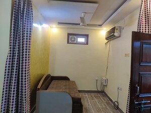 Living Room in 1 RK Builder Floor at Gomti Nagar – for Rent
