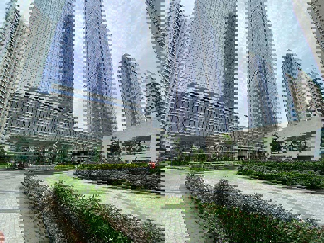 2 BHK 880 Sq.Ft. Apartment in Indiabulls Blu Tower A