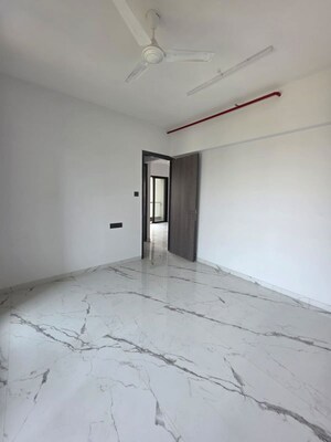 Room in 3 BHK Apartment at H Rishabraj Serenity Decks, Goregaon East – for Rent