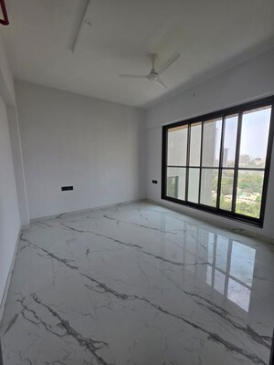 Room in 3 BHK Apartment at H Rishabraj Serenity Decks, Goregaon East – for Rent