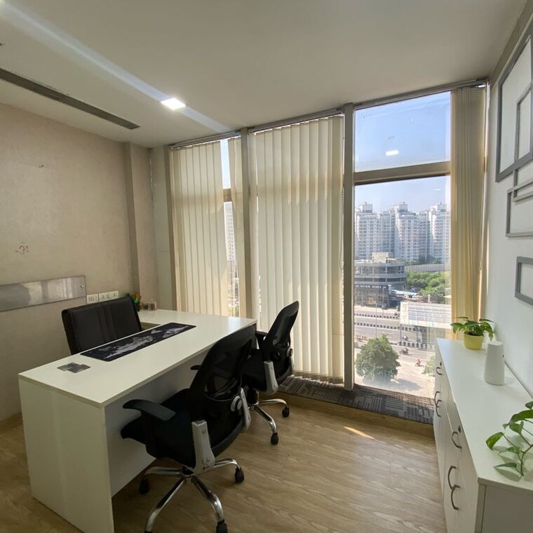 Team Area, emaar-emerald-plaza Commercial Office Space 700 Sq.Ft. In Sector 65 Gurgaon 10240374