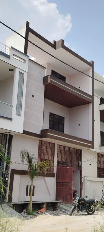 4 BHK + Extra Room Independent House For Sale in Yashoda Kunj
