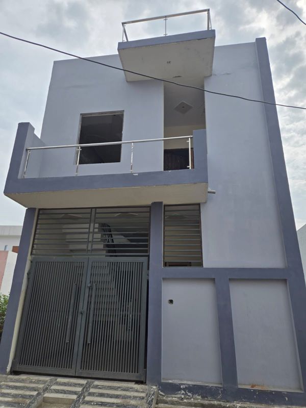 3 BHK + Extra Room Independent House For Sale in Meerut Cantt