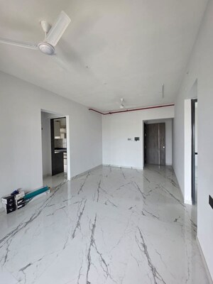 Room in 2 BHK Apartment at H Rishabraj Serenity Decks, Goregaon East – for Rent