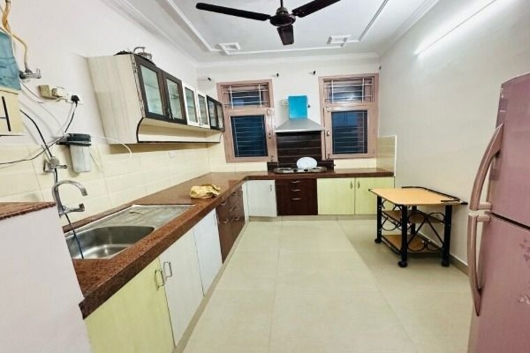 Kitchen, hasanpur 2 Bedroom 698 Sq.Ft. Builder Floor In Hasanpur Delhi 10240509