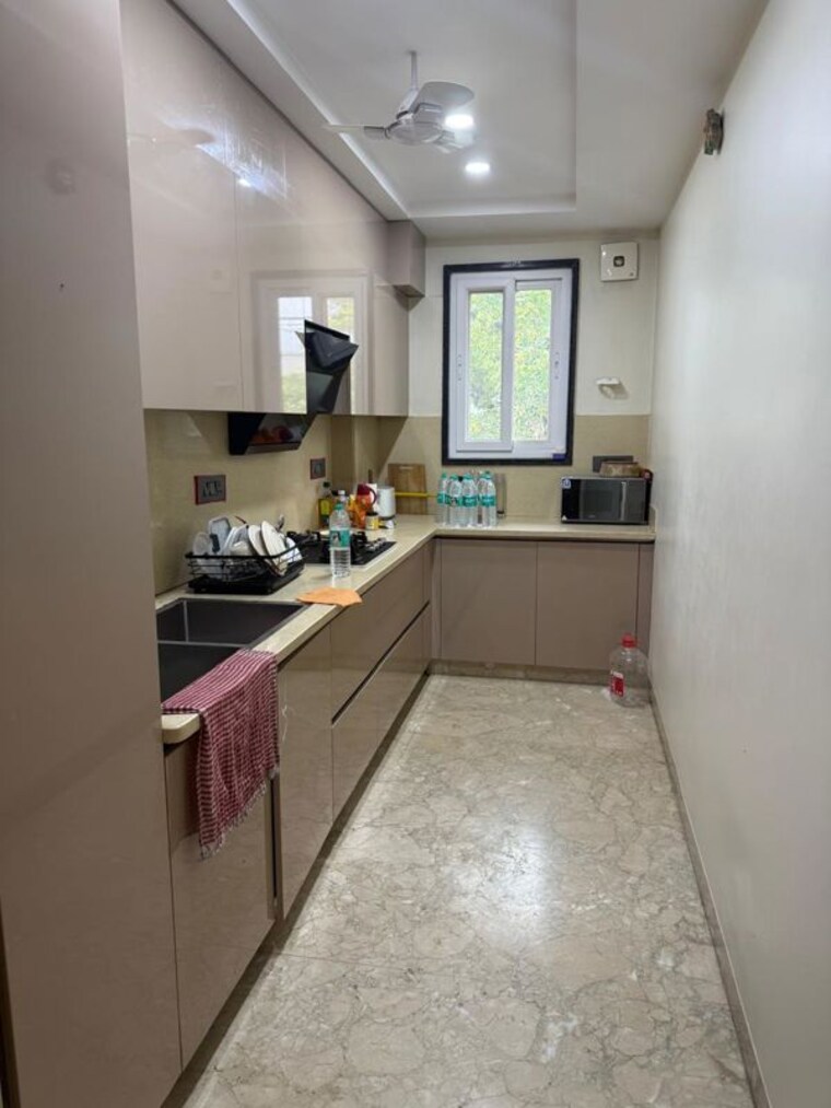 Kitchen, saket 3 Bedroom 125 Sq.Ft. Builder Floor In Saket Delhi 10240482