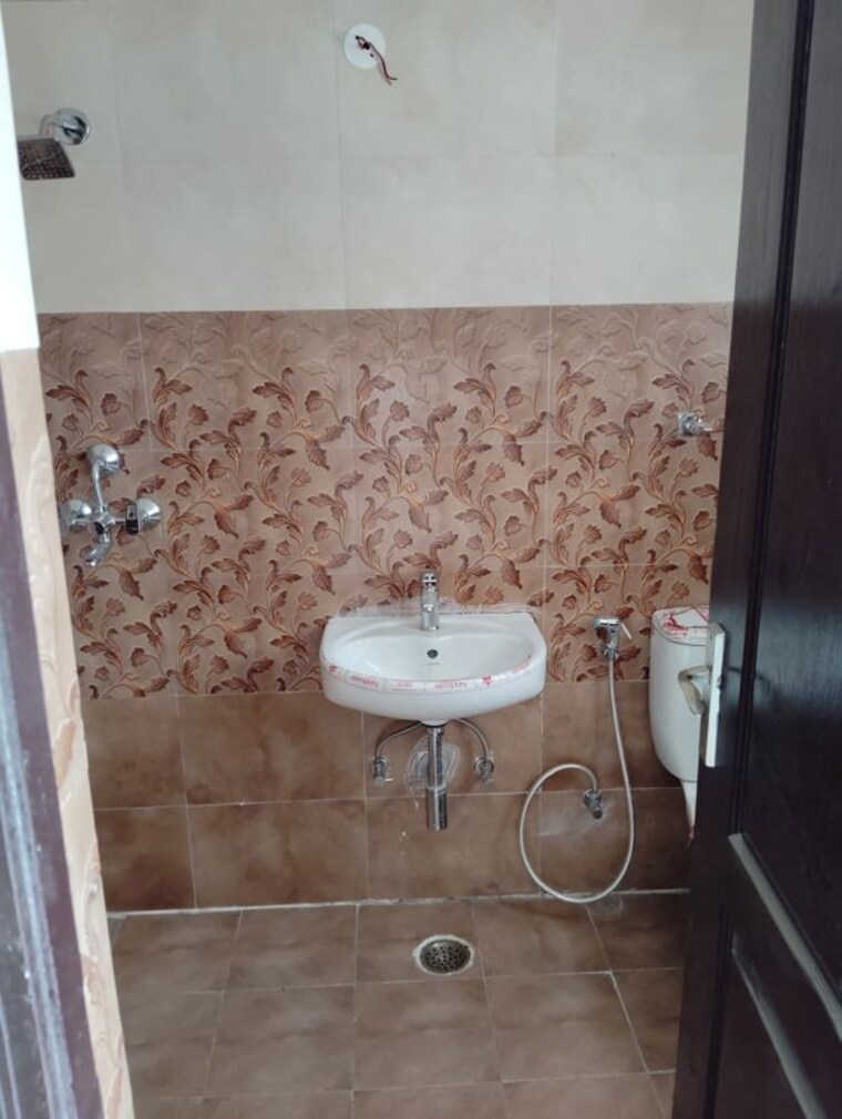 Bathroom, jnc-the-park 2 Bedroom 1060 Sq.Ft. Apartment In Sector 16c Greater Noida Greater Noida 9559096