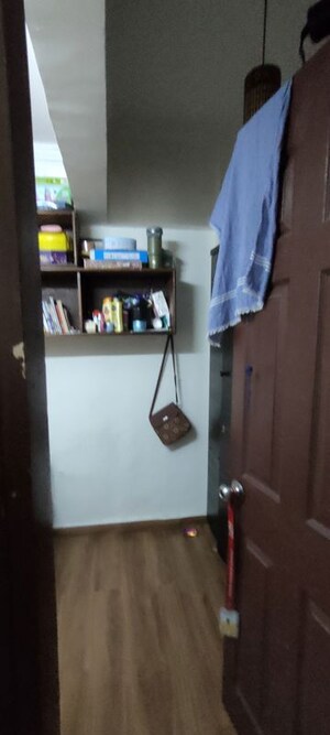 Furnished Amenities in 1.5 BHK Apartment at N G Garden, Kandivali West – for Sale