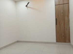 Room in 2 BHK Builder Floor at Mahavir Enclave 1 – for Rent