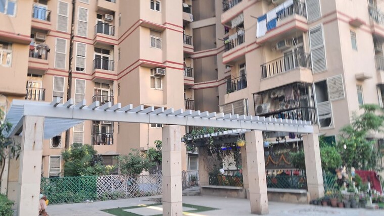 Exterior View, amrapali-princely-estate 2.5 Bedroom 1015 Sq.Ft. Apartment In Sector 76 Noida 10240863