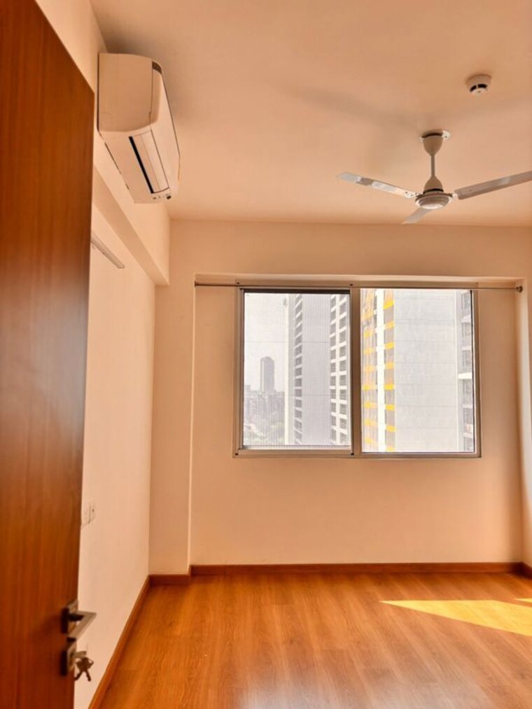 Room, godrej-woods 2 Bedroom 1255 Sq.Ft. Apartment In Sector 43 Noida 10240943