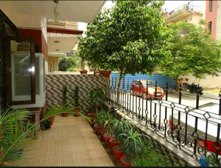 Balcony, nirvana-courtyard 4 Bedroom 2600 Sq.Ft. Builder Floor In Sector 50 Gurgaon 10240957