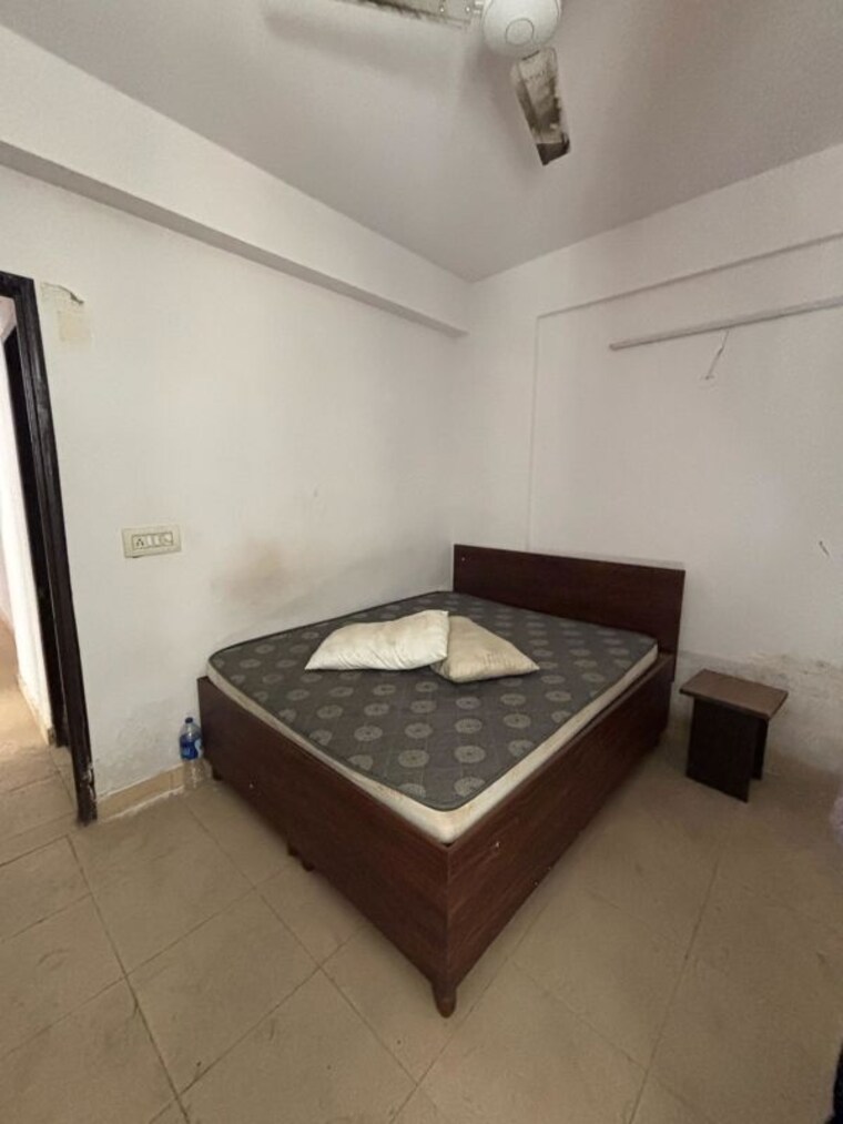 Bedroom, sector 86 3 Bedroom 1345 Sq.Ft. Builder Floor In Sector 86 Faridabad 10241090