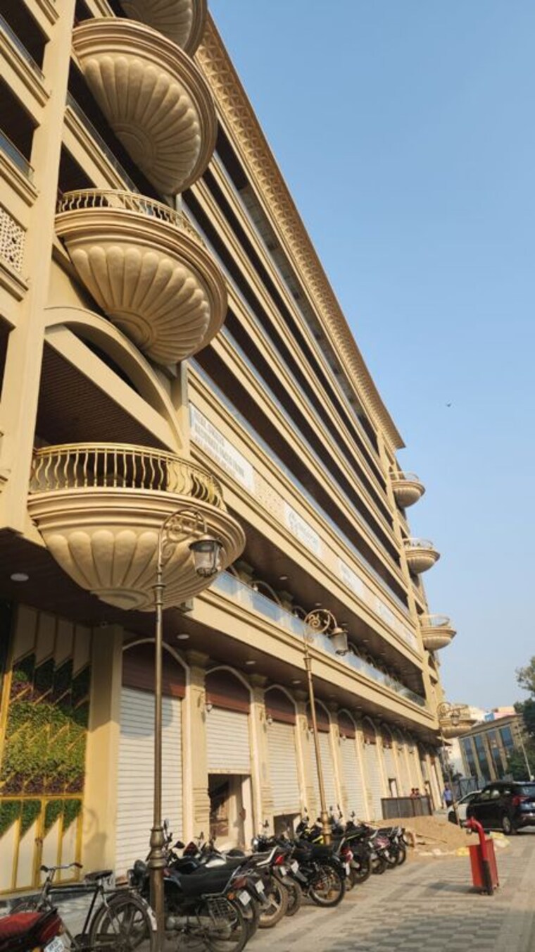 Exterior View, lig colony Commercial Showroom 725 Sq.Ft. In Lig Colony Indore 10241225